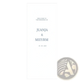 Minimalist white personalized fabric wedding welcome sign with elegant gray text announcing Juanja and Miiyrm marriage date