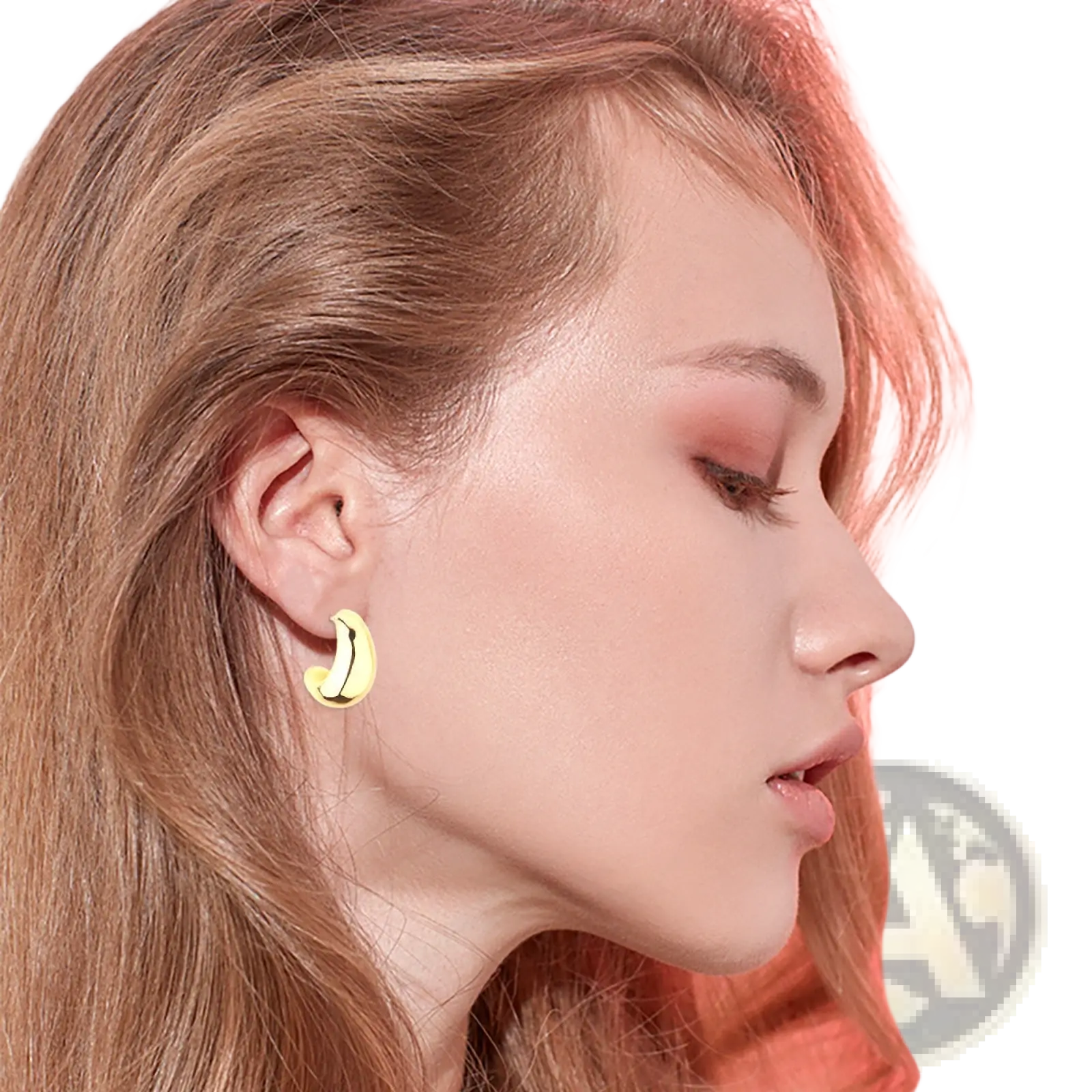 A sleek curved yellow polished gold twisted rope hoop earring with a smooth metallic finish