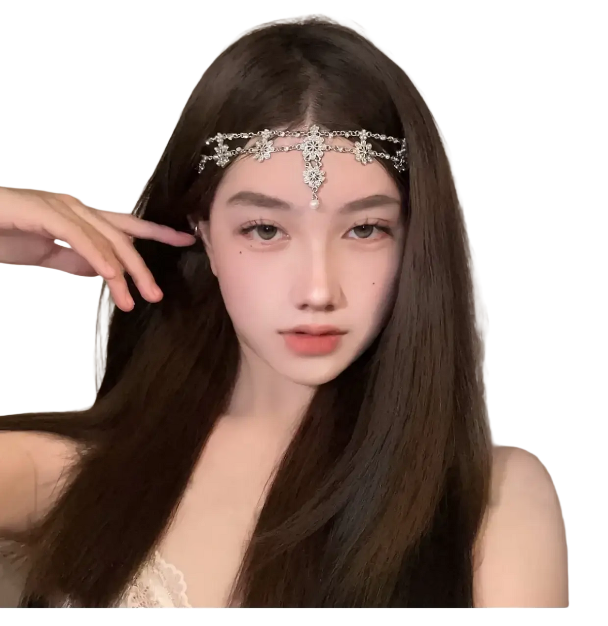 A delicate silver forehead chain hair pendant with sparkling rhinestones and intricate floral designs for elegance