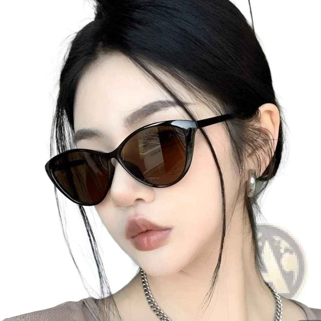 Black retro cat eye uv380 sunglasses with lightweight frame and brown gradient lenses for fashion use