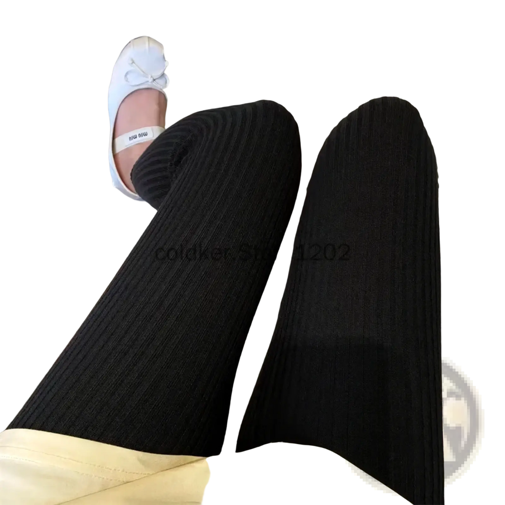 Black ribbed knit leggings high waist winter pants made of ribbed fabric for warmth and comfort in cold weather