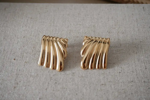 18k gold plated ripple fan hoop earrings in gold tone with ribbed square design and sleek metallic finish