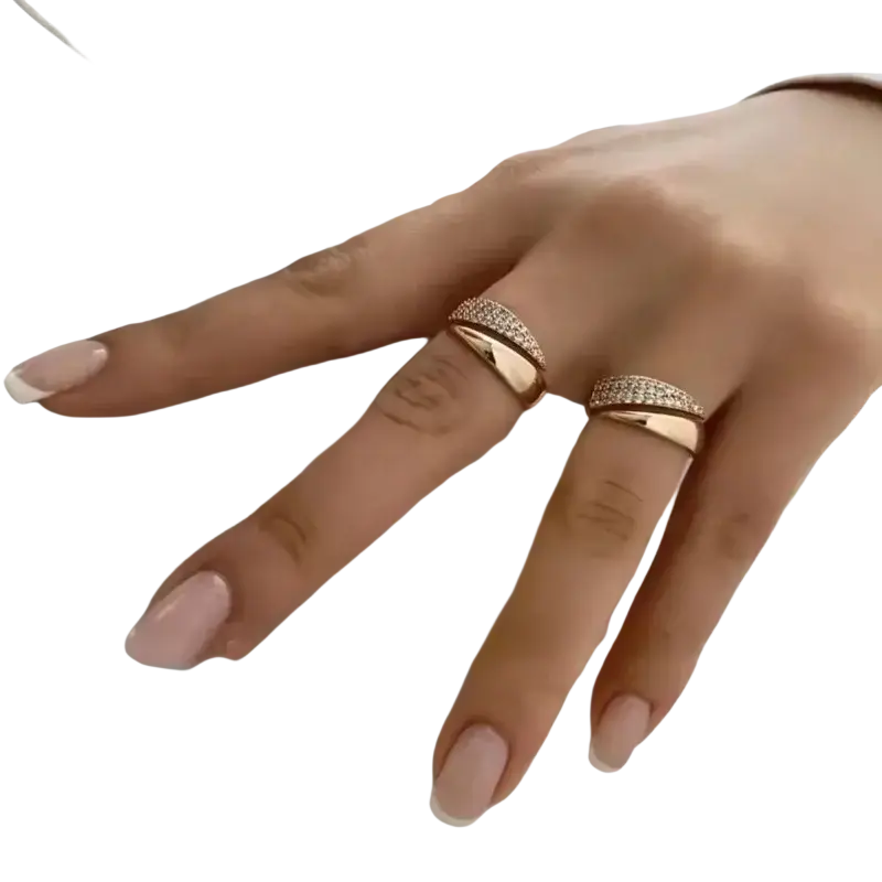 Rose gold interlocking diamond wide band ring for women with a simple and stylish design