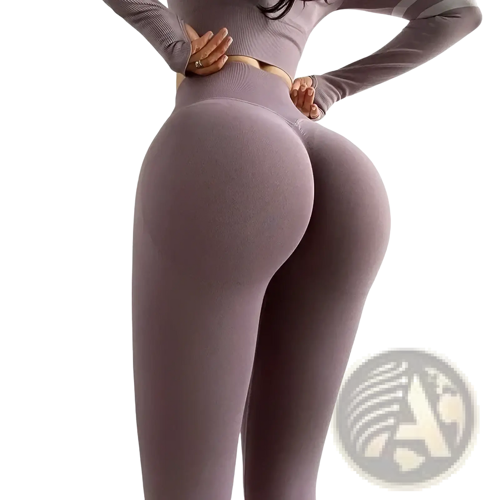 A pair of seamless high waist fitness leggings in lavender made from stretchy fabric and form-fitting design