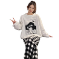 White oversized sweatshirt with black and white shin chan cartoon print made of coral fleece for couple pajamas contact customer service