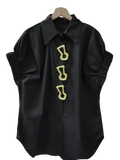 Black shirt short sleeve with ruched sleeves and gold-tone key-shaped buttons design fashionable versatile blusas