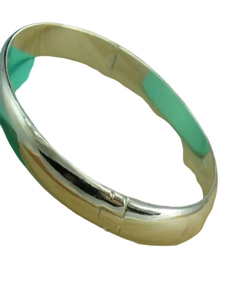 Silver bracelet 925 sterling open bangle for women with a sleek polished finish and simple hinged closure, ideal pulseras mujer