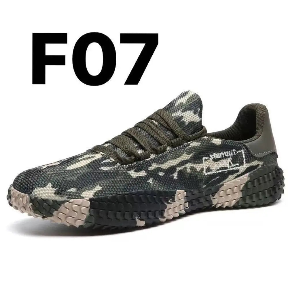 Men’s breathable flying woven mesh Korean sneakers in camouflage with olive green and beige tones and textured rubber sole