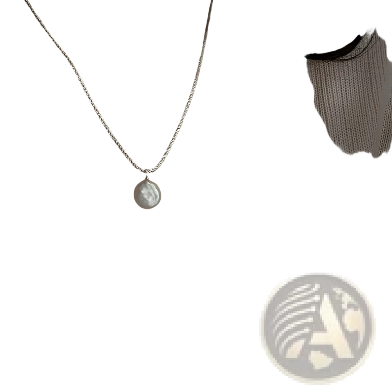 Sterling silver chain necklace with a single lustrous white baroque pearl pendant from starry sky collection