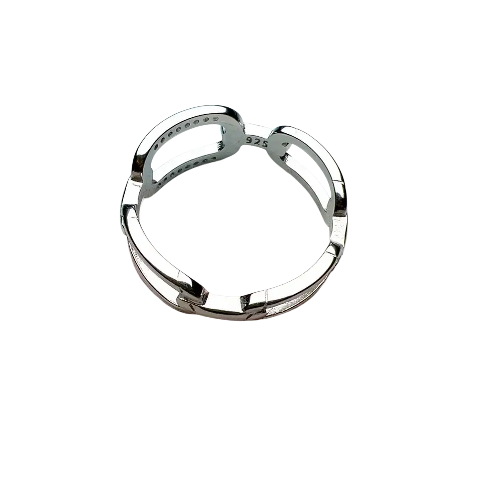 A sleek silver 925 sterling silver chain link zircon ring with a modern open-link design and subtle engravings