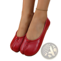 Tabi leather flat shoes in red leather featuring a traditional design with distinctive toe detail and small red tassels
