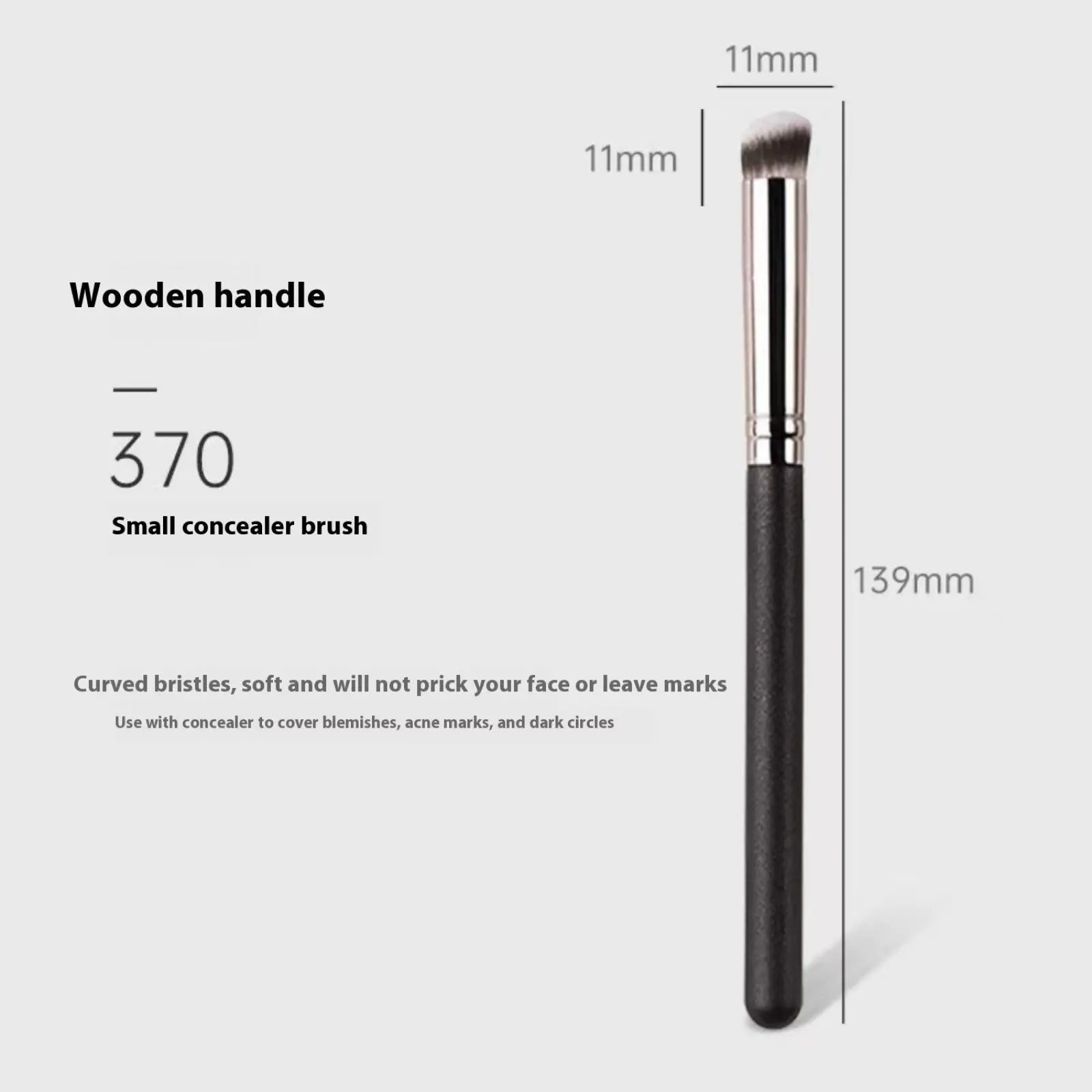 Black wooden-handled concealer brush with silver ferrule and curved soft bristles for three-color concealer palette pro 270