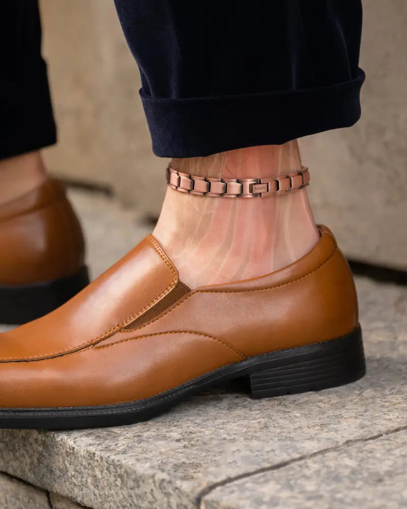 Copper-toned metal ankle bracelet with sleek interlocking chain design magnetic therapy anklet for men by magnetrx