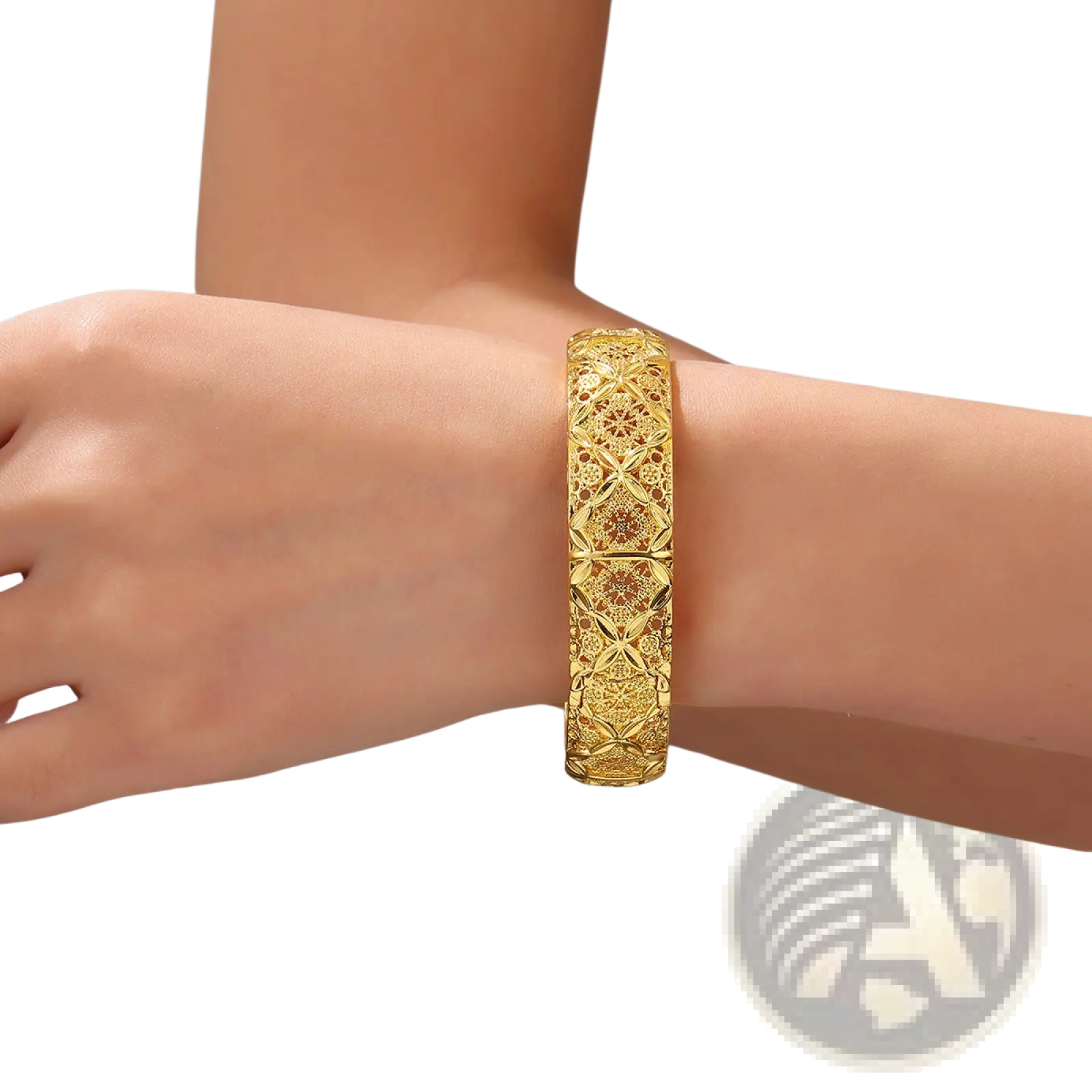 Vintage 18k gold plated bangle bracelet with an intricate geometric lattice design and polished finish