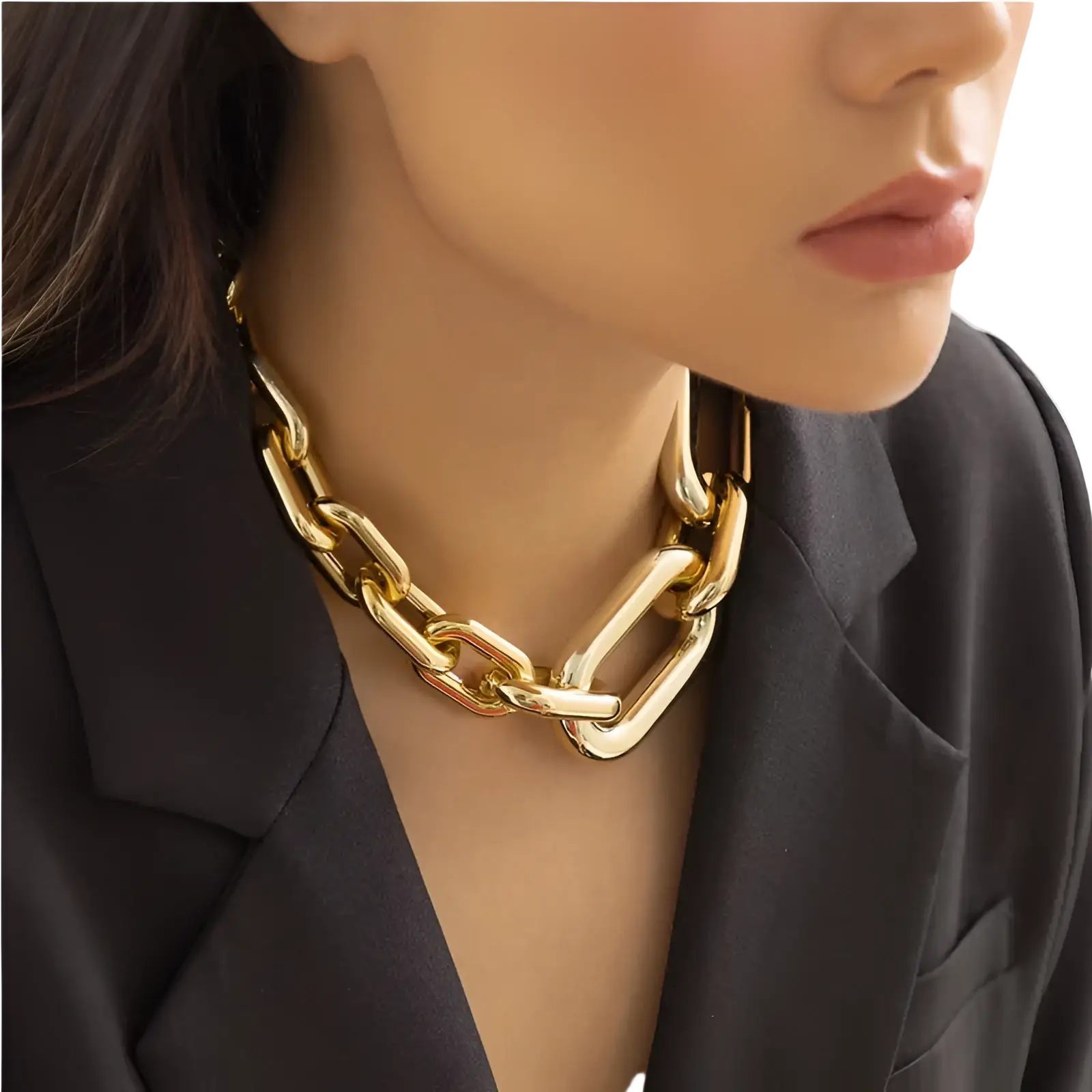 Vintage gold chunky link chain choker necklace featuring a bold modern design in gold-toned metal