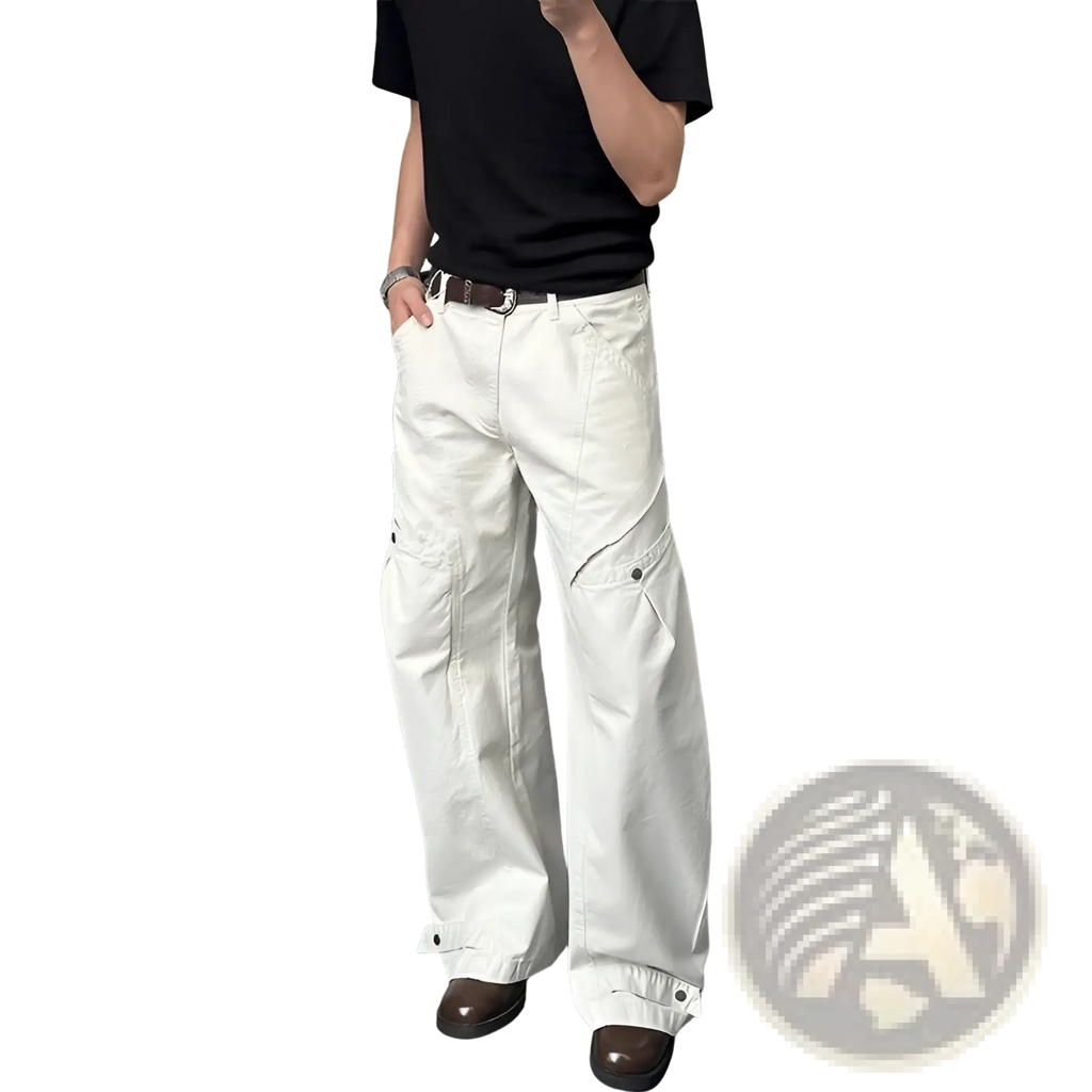 White wide-leg cargo pants in cotton fabric with multiple pockets and buttoned cuffs for casual wear