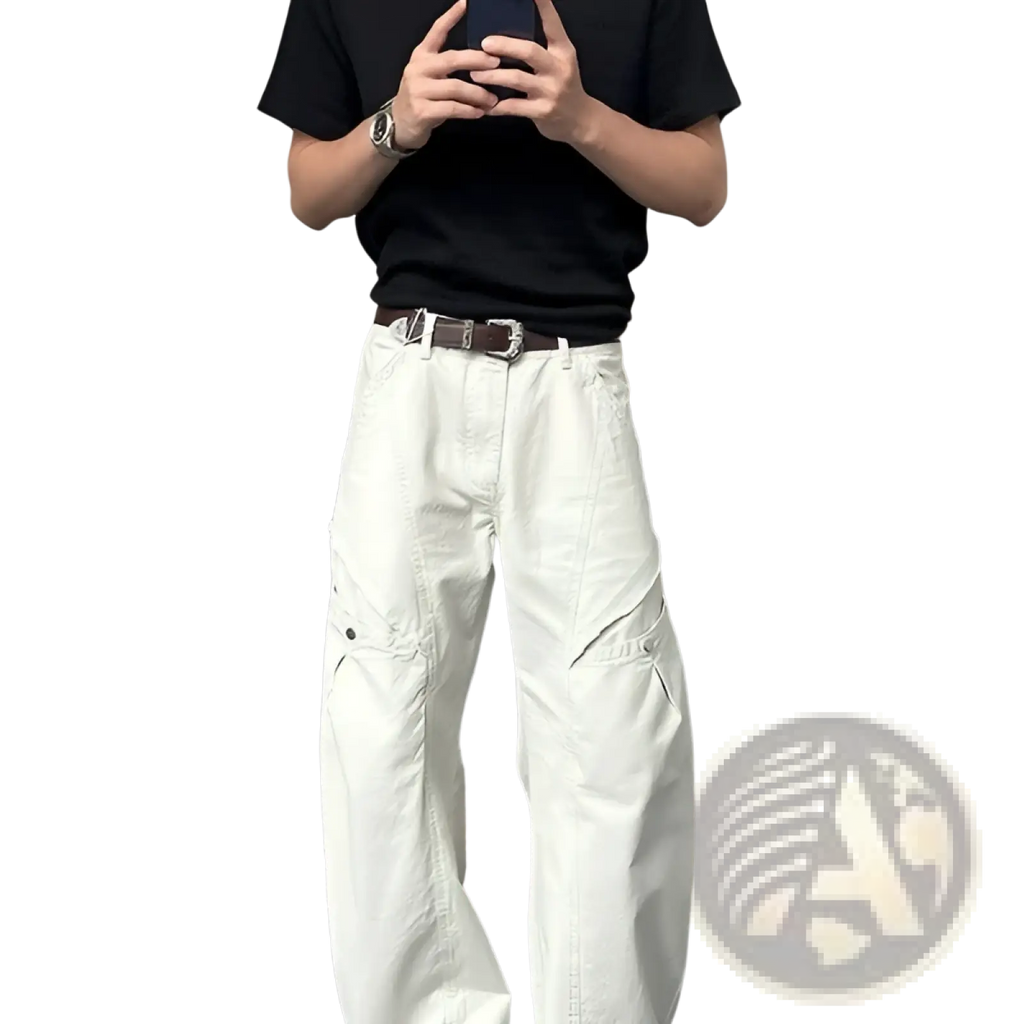 White wide-leg cargo pants featuring multiple pockets and a relaxed fit ideal for casual wear
