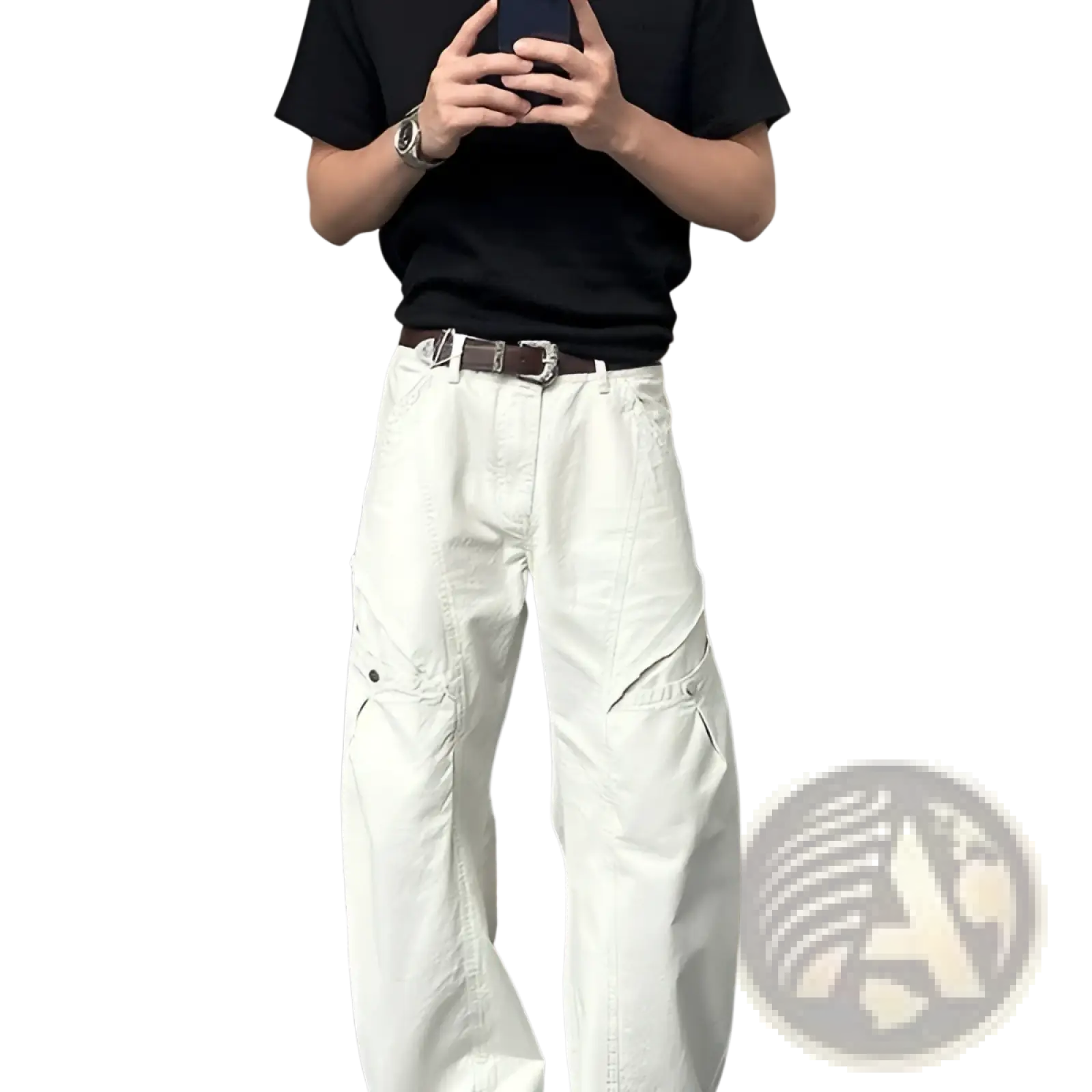 White wide-leg cargo pants featuring multiple pockets and a relaxed fit ideal for casual wear