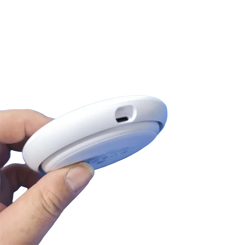 White circular wireless charger pro max with usb-c port on the side for fast charge Xiaomi devices