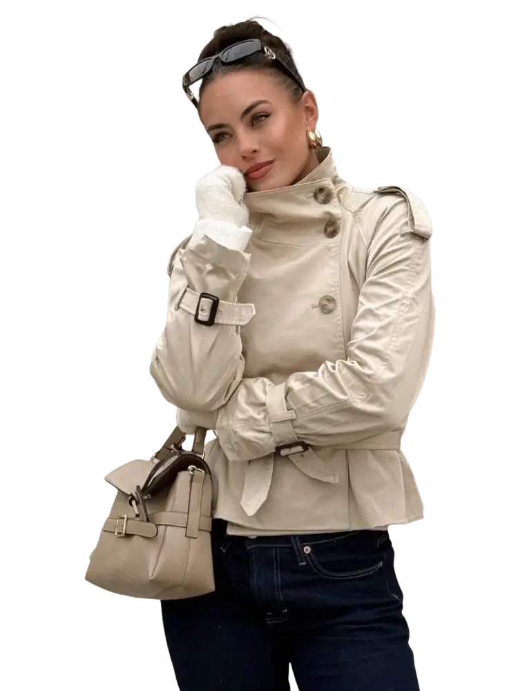 Women beige trench coat with buttoned collar and adjustable belt in a double breasted design