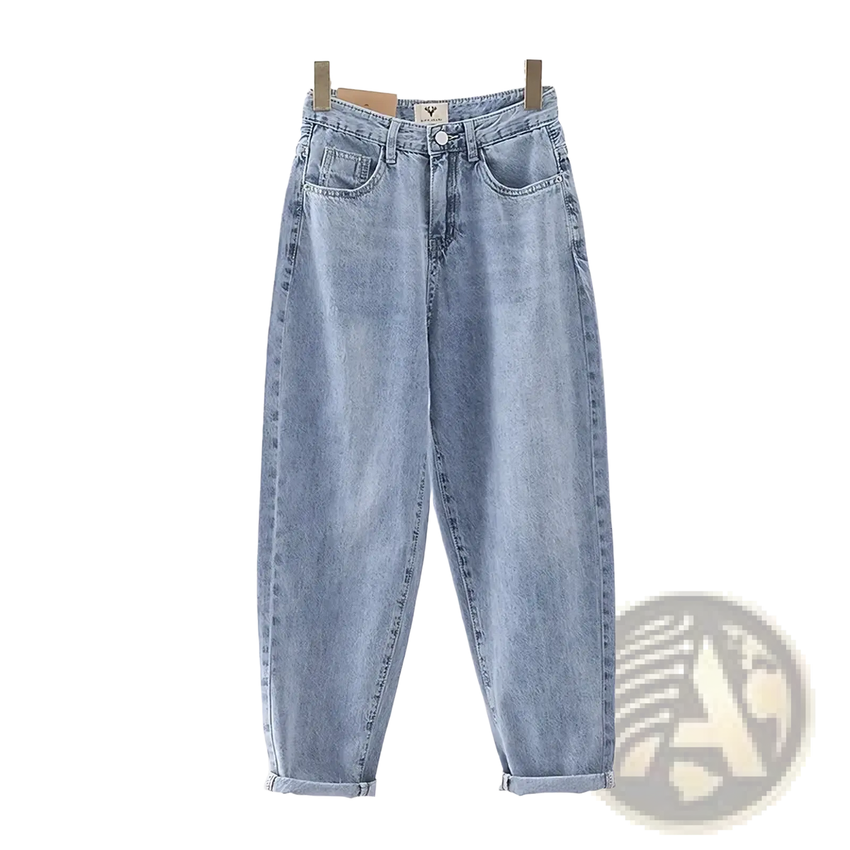 Women high waist light wash baggy denim jeans made of light-wash denim with a relaxed tapered fit