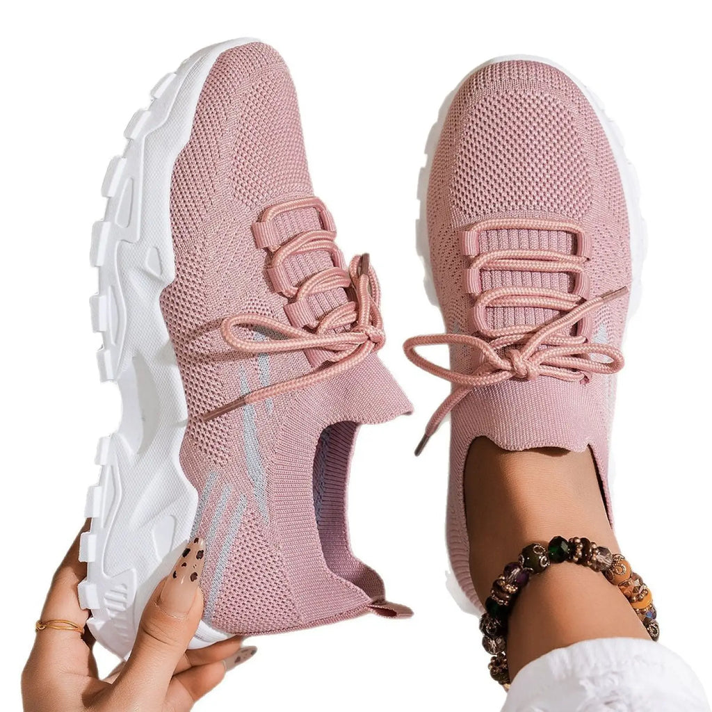Women’s lightweight breathable mesh lace up sports shoes in pink knit with white chunky sole and matching laces