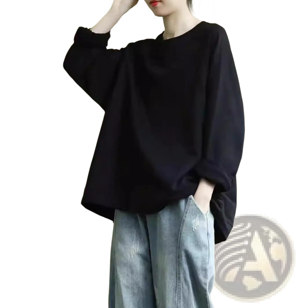 Black oversized long-sleeve pullover sweatshirt with relaxed fit and soft cotton blend fabric for women