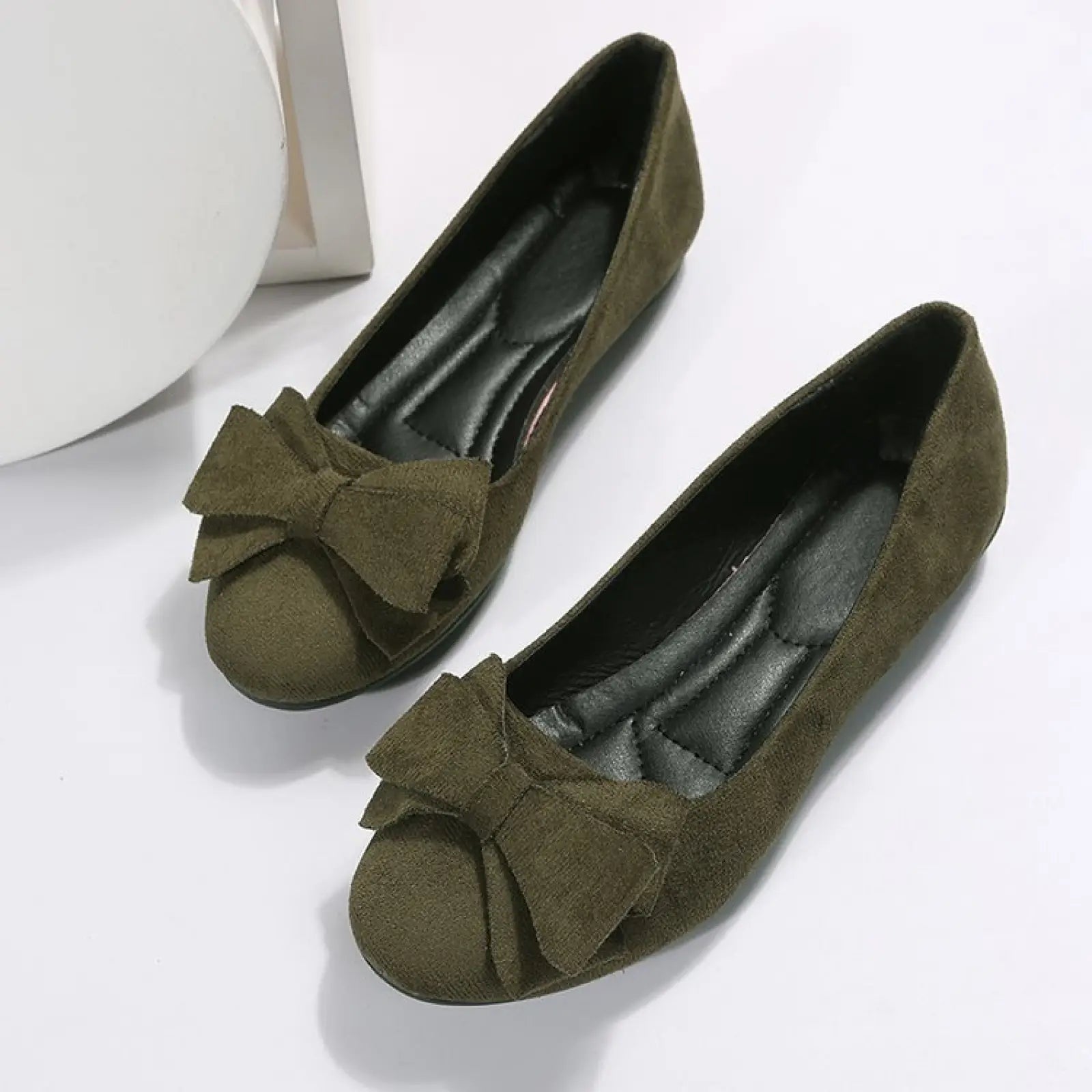 Women’s olive green suede bow round toe flat gommino loafers featuring matching bow accents on the toes