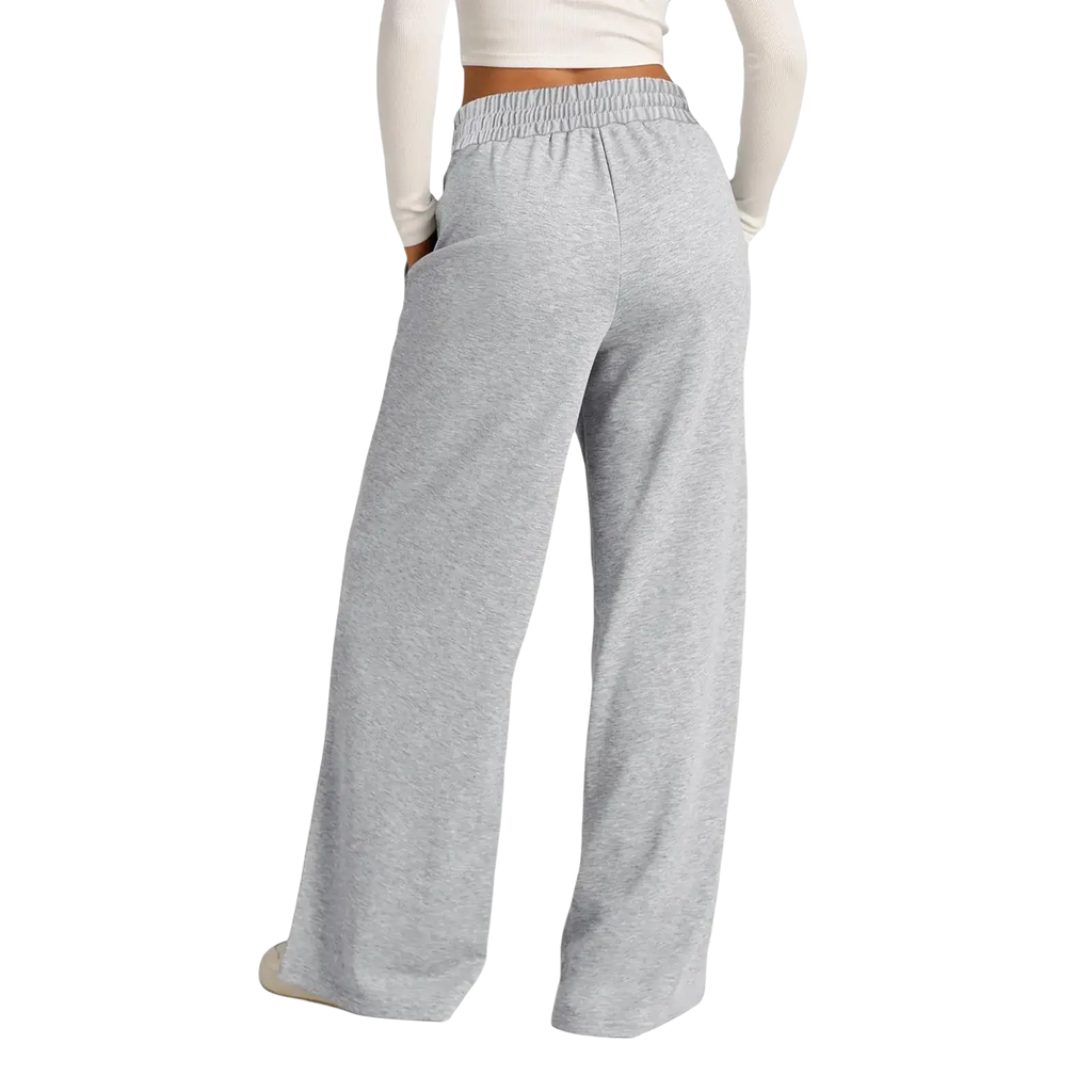 Women’s wide leg fleece lined sweatpants in gray heathered pattern with elastic waistband for comfort and warmth