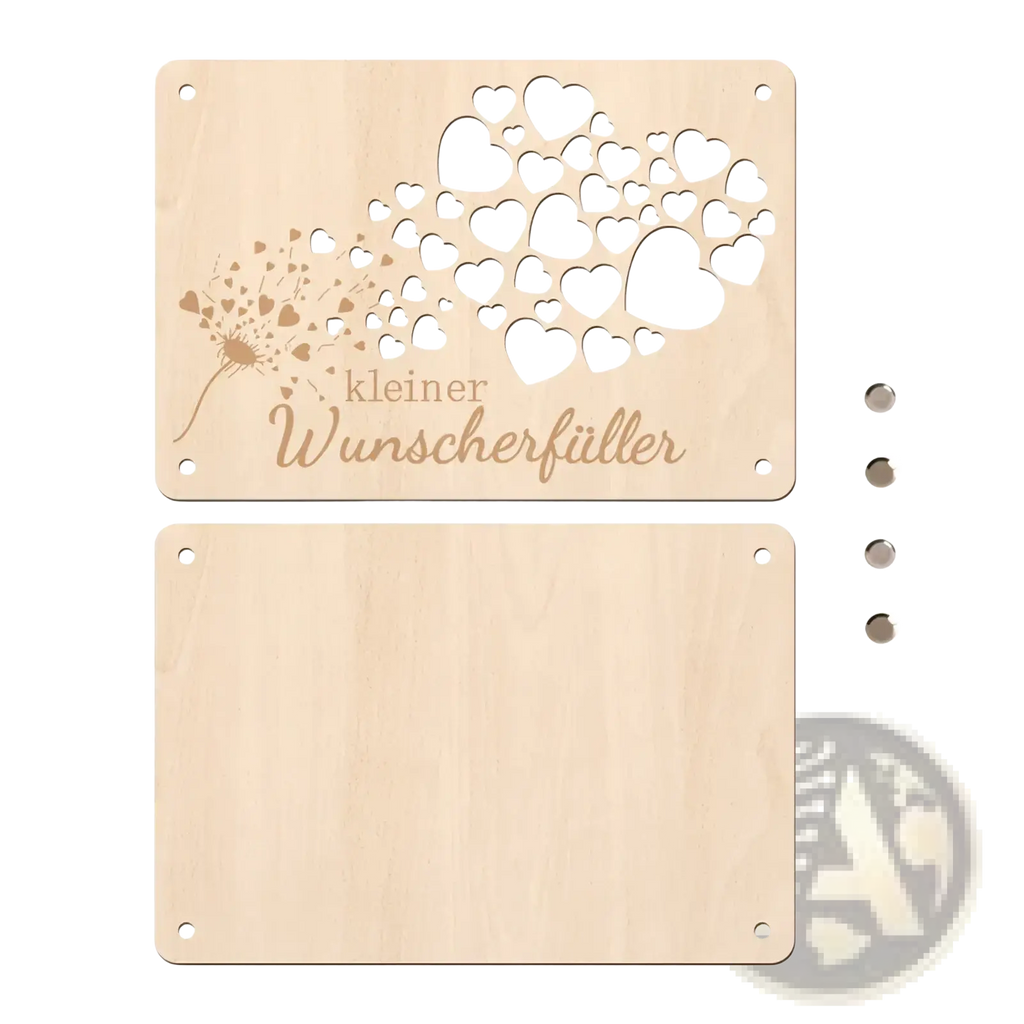 Light-colored wooden money gift card plaque with laser-engraved dandelion heart design and german text kleiner wunscherfüller