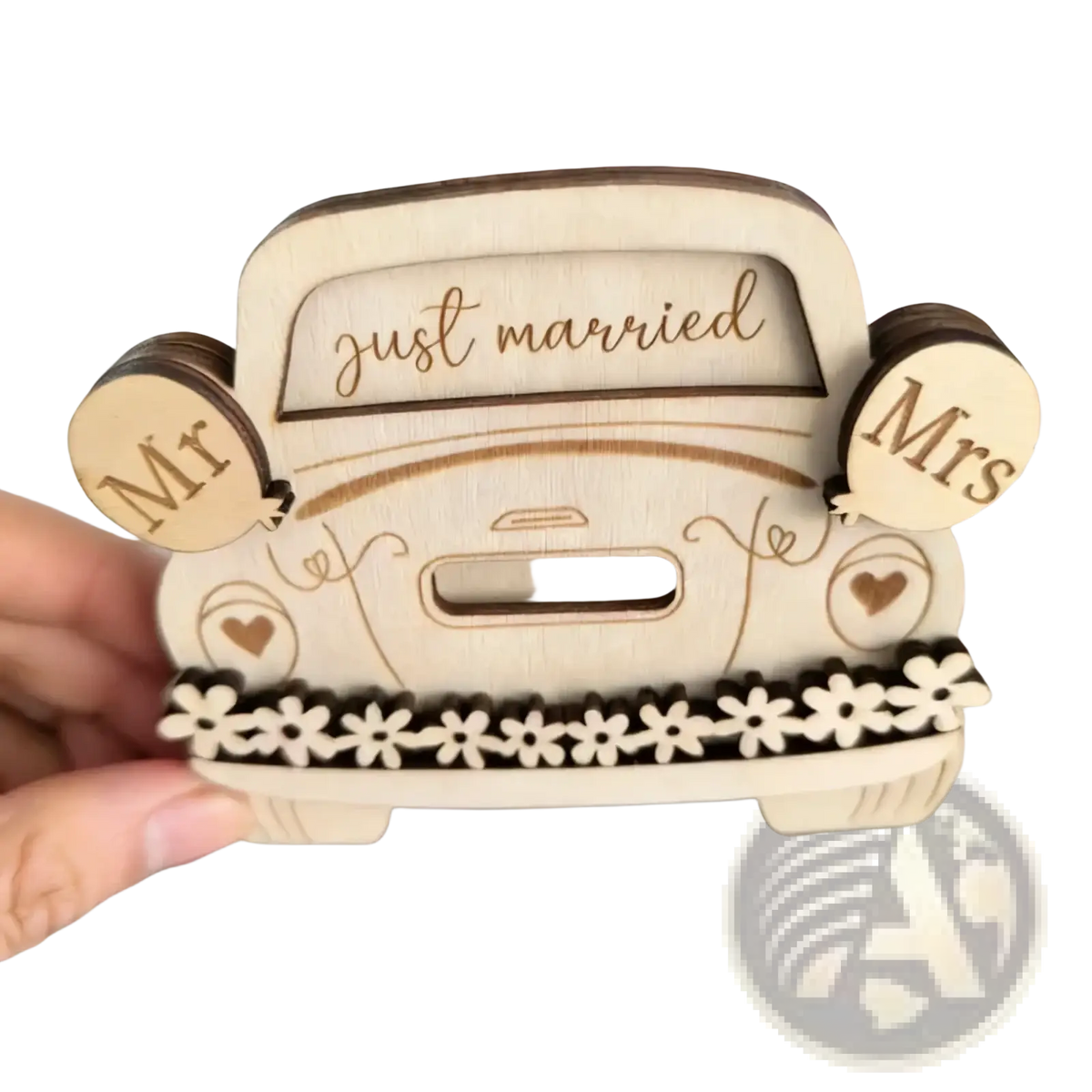 Wooden wedding car money holder gift box light-colored wood with just married engraving and white daisy cutouts